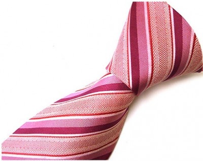 ピンク濃いめのネクタイ