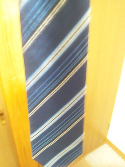 ブルーのネクタイ